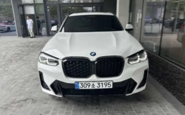 수원믿을만한중고차매매사이트 X4 (G02) xDrive 20i M 스포츠 프로 매물 사진 7 - 2025/12 7,162km