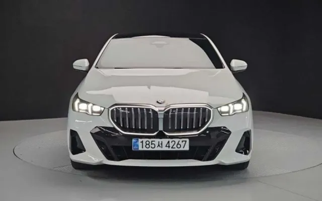 수원믿을만한중고차매매사이트 5시리즈 (G60) 523d 매물 사진 3 - 2024/11 45,564km